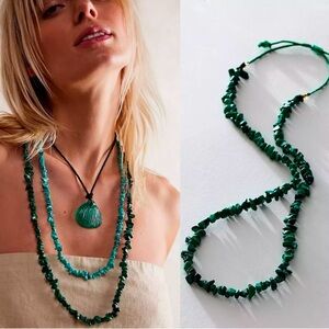 Free People Bohemian Single Strand Crystal Chip Beaded Necklace Malachite NWT